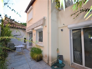 maison-villa à la vente -   34000  MONTPELLIER, surface 64 m2 vente maison-villa - APR737885